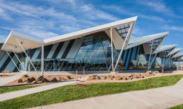 Capral's Project Craigieburn Splash Aqua Park and Leisure Centre using Capral window and building systems.